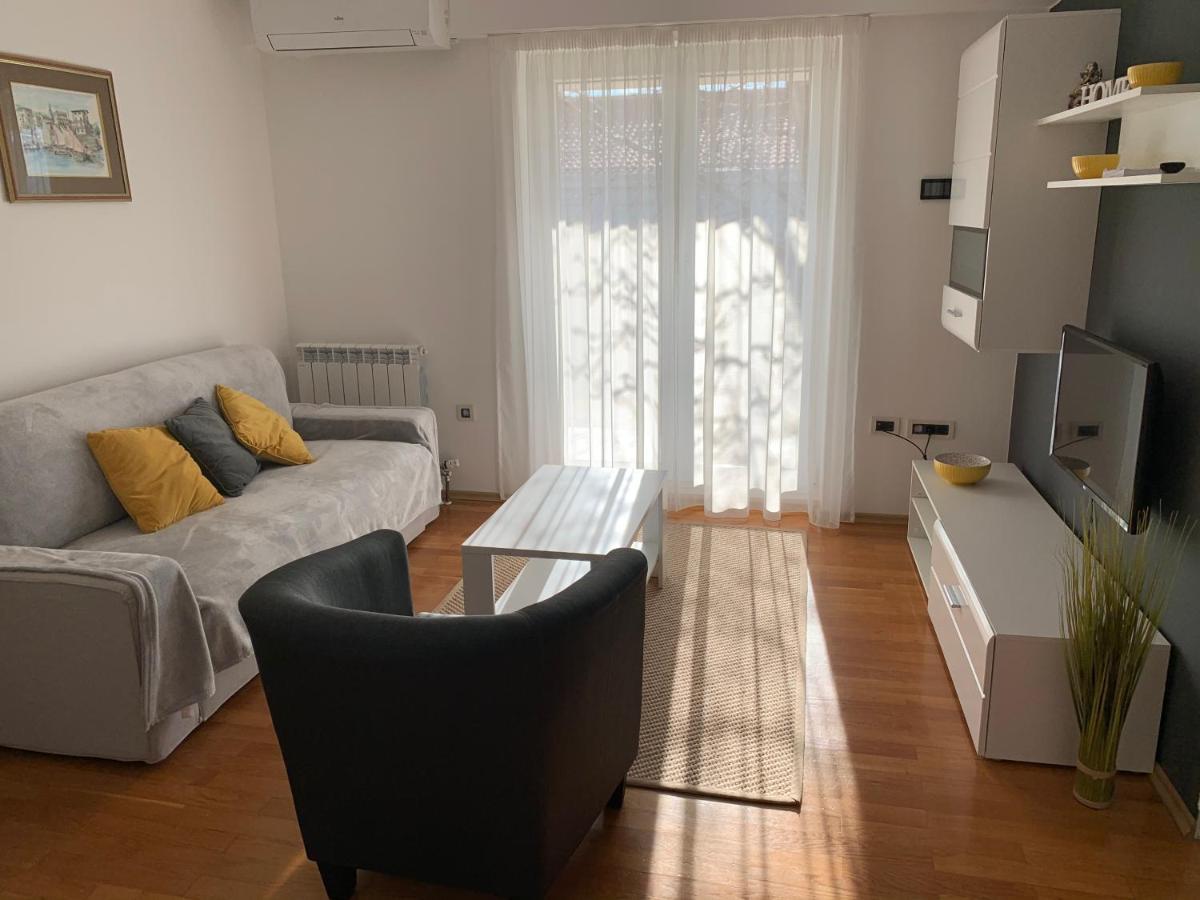 Deluxe Apartment Dora With A Private Parking, Terrace And See View Rijeka Extérieur photo