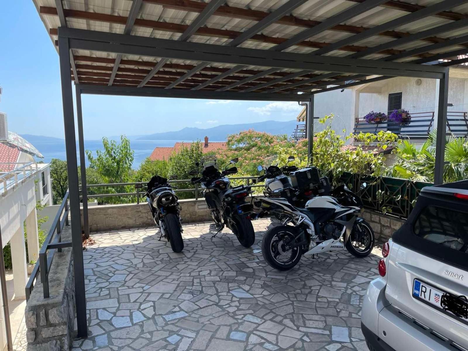 Deluxe Apartment Dora With A Private Parking, Terrace And See View Rijeka Extérieur photo