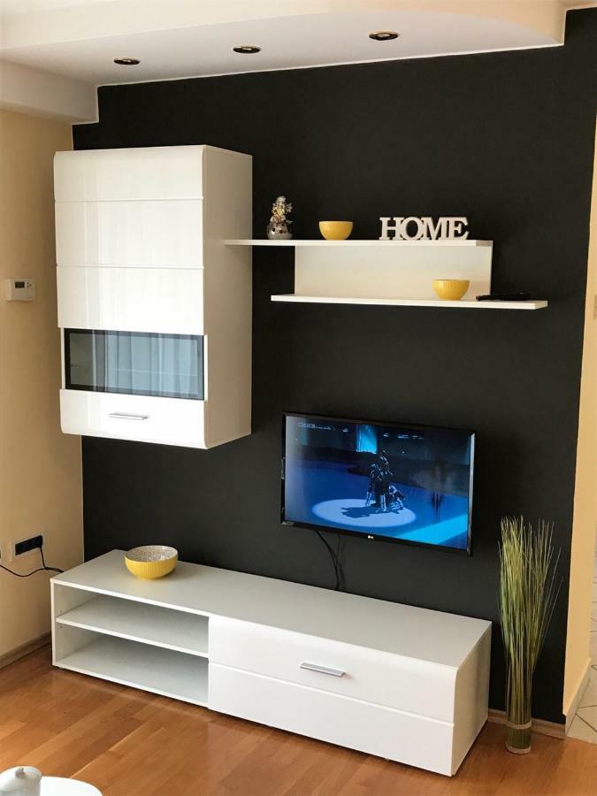 Deluxe Apartment Dora With A Private Parking, Terrace And See View Rijeka Extérieur photo